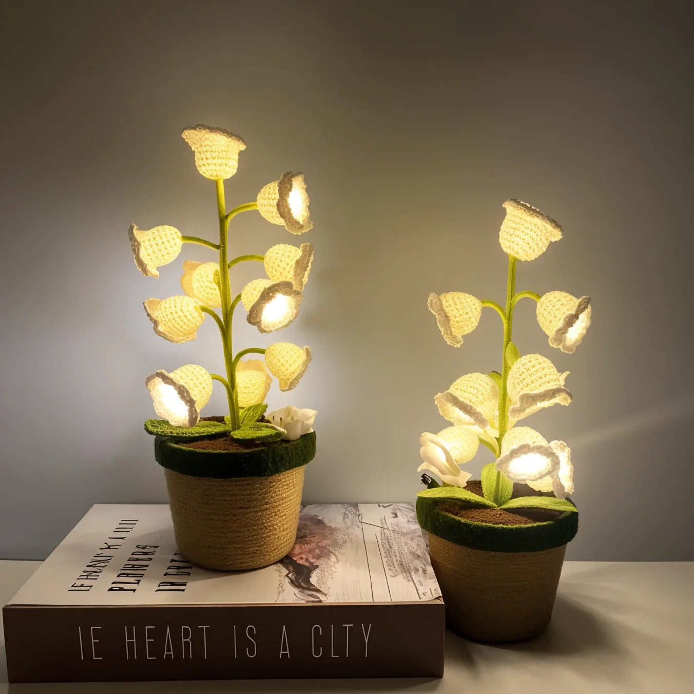 Glow Lily Crochet Lamp 4