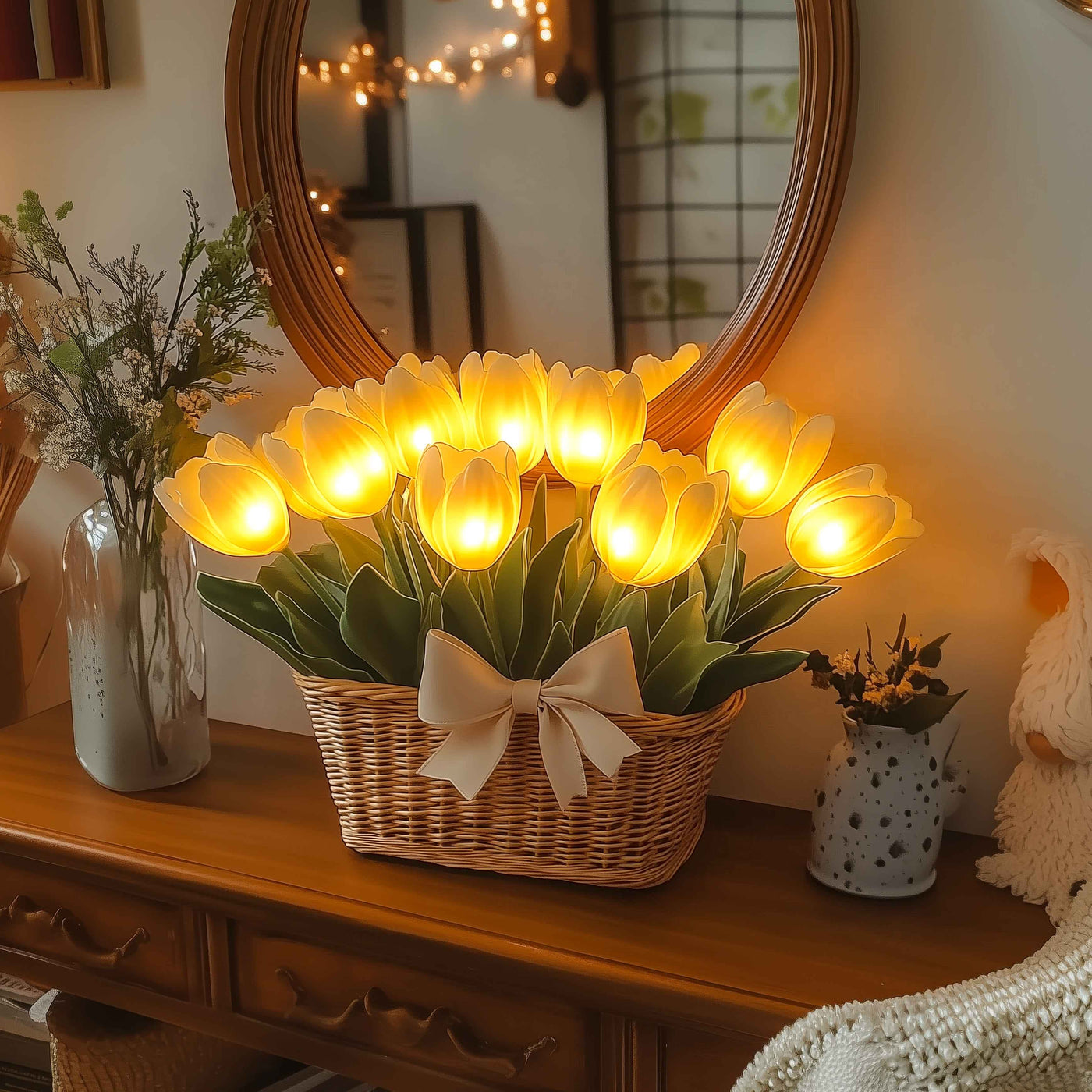 Tulip Basket Light 1